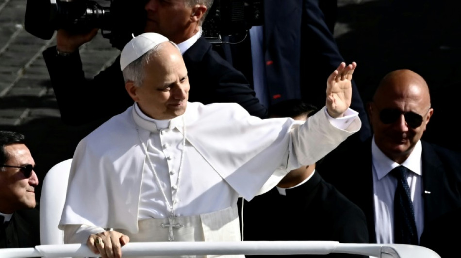 Leão XIV inicia seu pontificado com críticas ao excessos do capitalismo