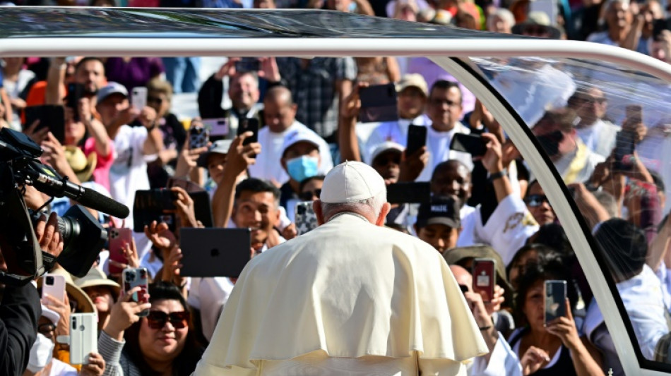 Le pape Fran&ccedil;ois c&eacute;l&egrave;bre sa premi&egrave;re grande messe au Canada