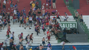 Cinquenta feridos e 63 presos em tumultos no cl&aacute;ssico paraguaio Olimpia-Cerro Porte&ntilde;o