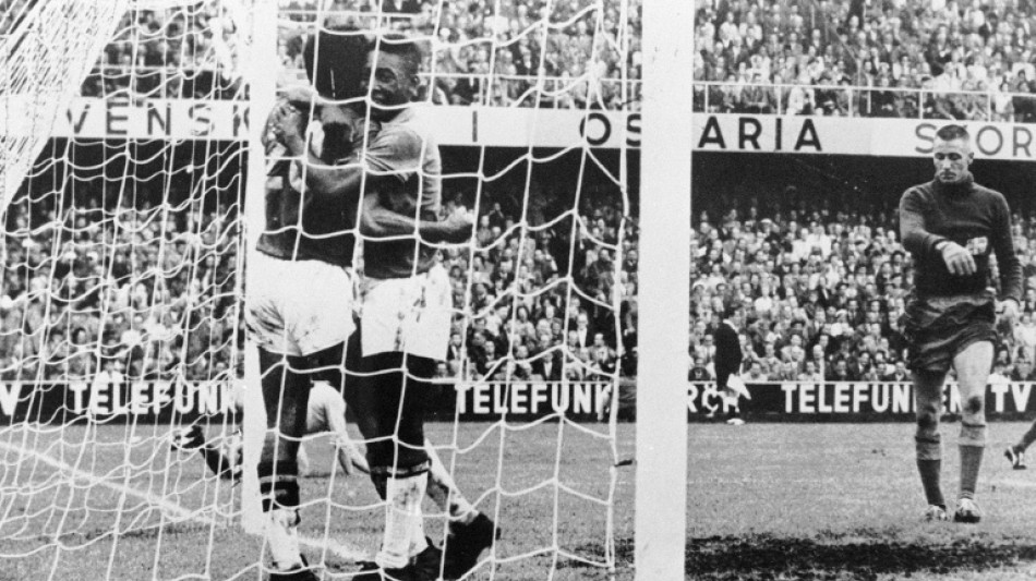 Foot: la m&eacute;daille de Pel&eacute; au Mondial-1958, mise aux ench&egrave;res, devrait atteindre les 500.000 livres 