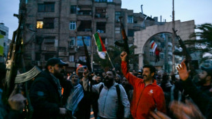 Rebeldes s&iacute;rios tomam Damasco e anunciam o fim do regime de Assad