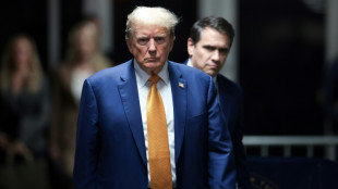 Trump prometi&oacute; a petroleras revocar pol&iacute;ticas ambientales de Biden, seg&uacute;n la prensa de EEUU