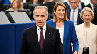L&iacute;der da UE quer Canad&aacute; como primeiro 'membro associado' do bloco