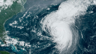 Bermudas se prepara para afrontar el hurac&aacute;n Ernesto 