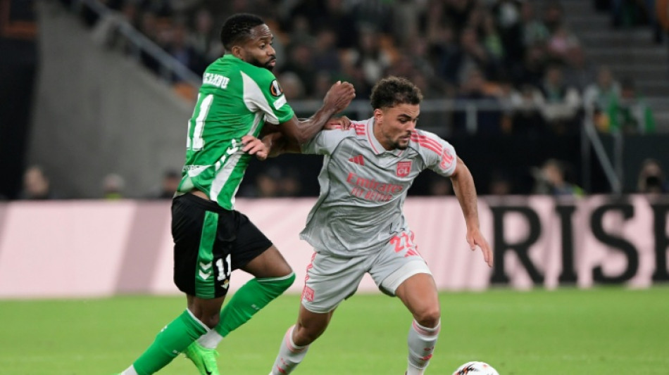 Ligue Europa: premier revers européen pour Lyon face au Betis Séville