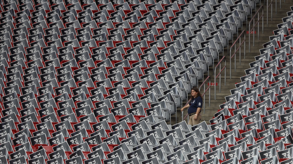 Polizia,a funerale di Kirk potrebbero partecipare 200000 persone