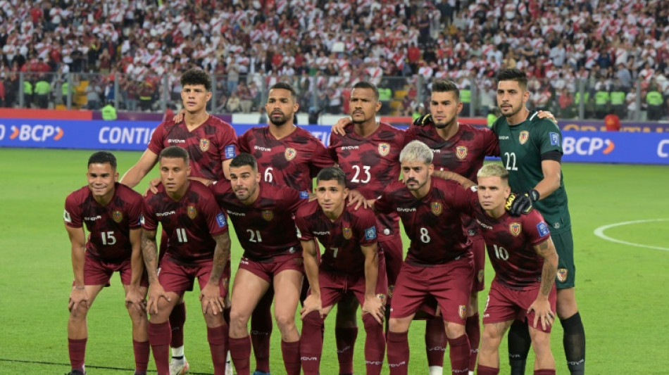 Venezuela eleva tono con Per&uacute; y denuncia xenofobia tras pol&eacute;mico partido de f&uacute;tbol