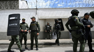 Presos s&atilde;o transferidos de pris&atilde;o na Col&ocirc;mbia ap&oacute;s assassinato de seu diretor
