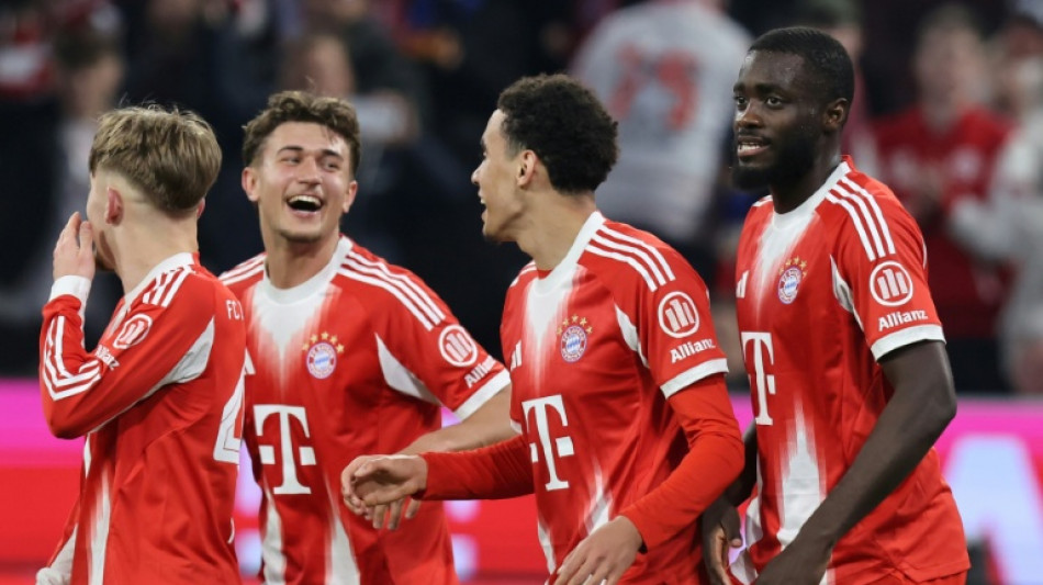 Kane-less Bayern brush aside Gladbach to continue title march