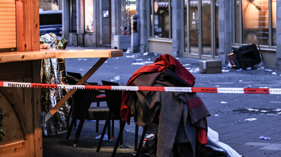Media, sale a 4 il bilancio delle vittime a Magdeburgo