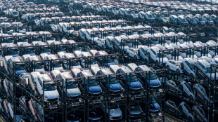 La UE adopta aranceles adicionales de hasta 38% a veh&iacute;culos el&eacute;ctricos chinos