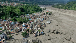 Enchentes entre Nepal e Tibete deixam quase 400 mortos e mais de 1.400 desaparecidos