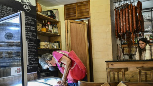 Cuba anuncia medidas para impulsar la bancarizaci&oacute;n de la econom&iacute;a 