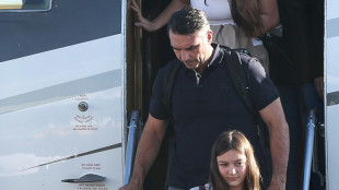 El vuelo de huida de Bolsonaro fue pagado por un intermediario desde EEUU, dice el due&ntilde;o del avi&oacute;n