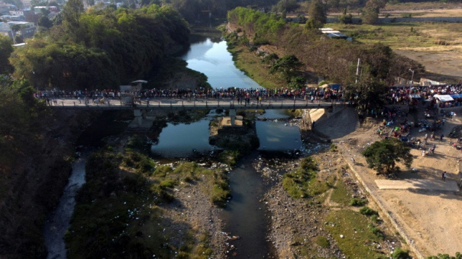 Rep&uacute;blica Dominicana cierra la frontera con Hait&iacute; en represalia por la obra en un r&iacute;o com&uacute;n