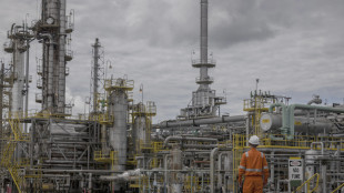 Il petrolio &egrave; in rialzo, Wti a 77,22 dollari