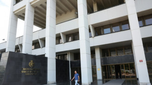 Turqu&iacute;a eleva su tasa de inter&eacute;s referente al 40%