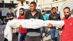 Israel bombardeia Gaza e tens&atilde;o aumenta na fronteira com o L&iacute;bano