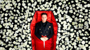 Hit parade, Kid Yugi si prende tutto, album, singoli e vinili