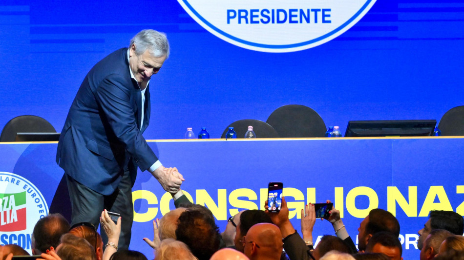 Tajani, chi spinge per le spese sanitarie era contro il Mes