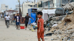 Escasez de ropa y calzado, un drama m&aacute;s para los gazat&iacute;es en diez meses de guerra