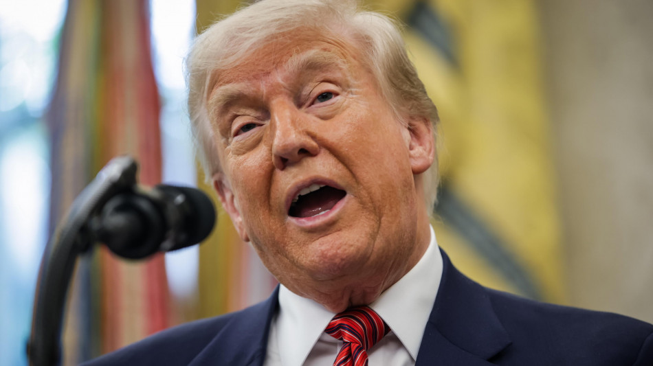 'Trump annuncerà un accordo sul commercio col Regno Unito'