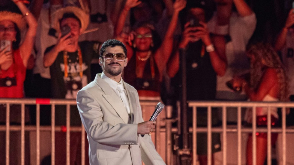Tras el impacto de la Super Bowl, Bad Bunny inicia en Barcelona su gira europea
