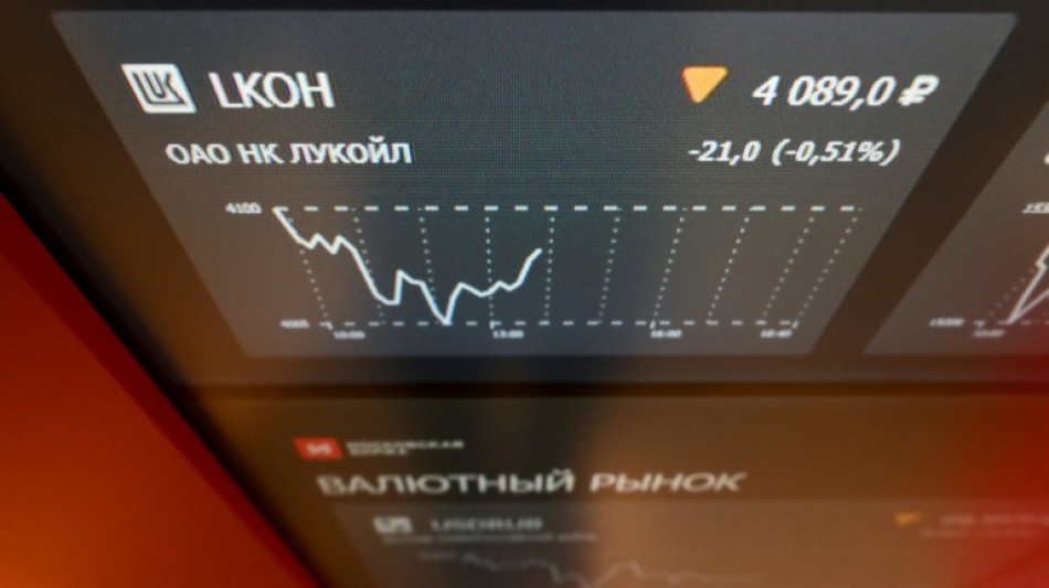 Los ingresos petroleros de Rusia se desploman debido a las sanciones, seg&uacute;n la AIE