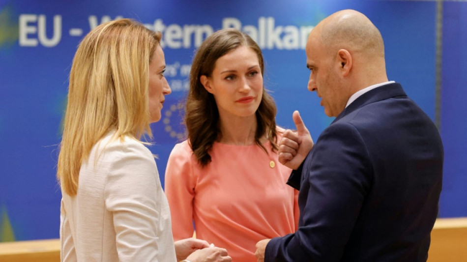 Diputados b&uacute;lgaros votan a favor de las negociaciones de adhesi&oacute;n de Macedonia del Norte a la UE