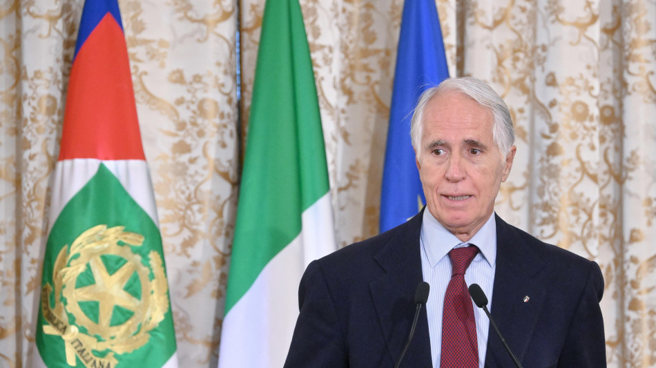 Milano-Cortina: Malagò 'torcia olimpica 4 dicembre in Quirinale'