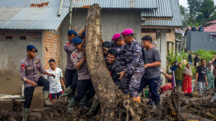 Las inundaciones en Indonesia dejan 50 muertos y 27 desaparecidos, seg&uacute;n un nuevo balance