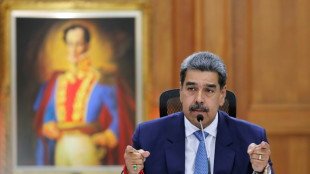 Nicol&aacute;s Maduro, "un presidente obrero" que gobierna con mano de hierro