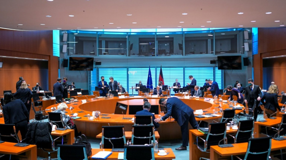 Kabinett beschlie&szlig;t Haushalt 2022 - Entwurf mit kurzer Haltbarkeit