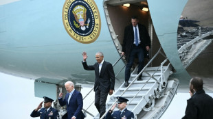 Biden e Trump fazem campanha em Nova York, cada um &agrave; sua maneira