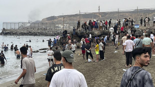 Salgono a 67 i migranti morti tentando di arrivare a nuoto a Ceuta