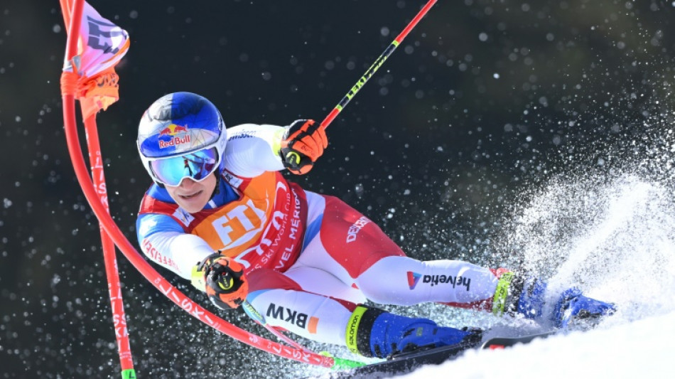 Ski alpin: Nouveau triomphe &agrave; M&eacute;ribel pour Odermatt