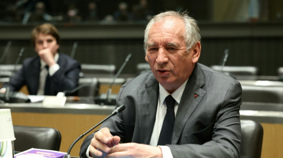 Missbrauchsskandal: Linkspopulisten fordern Bayrous Rücktritt