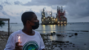 Denuncian contaminaci&oacute;n por barcazas termoel&eacute;ctricas en Rep&uacute;blica Dominicana