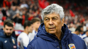 Mircea Lucescu, &uacute;ltimo t&eacute;cnico da Rom&ecirc;nia, morre aos 80 anos
