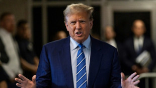 Trump retorna ao tribunal, sele&ccedil;&atilde;o do j&uacute;ri avan&ccedil;a