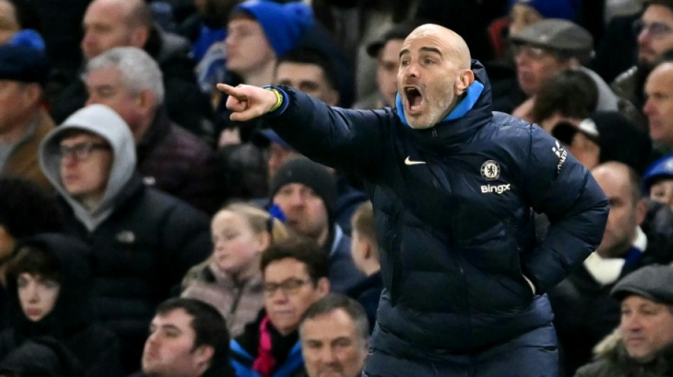 Chelsea anuncia demiss&atilde;o do t&eacute;cnico Enzo Maresca