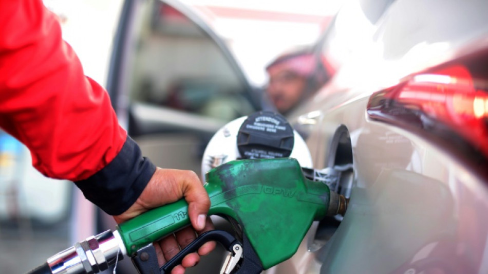 Ar&aacute;bia Saudita e R&uacute;ssia manter&atilde;o corte na oferta de petr&oacute;leo at&eacute; o fim do ano