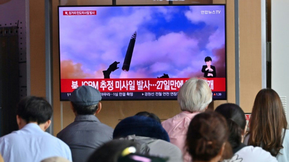Coreia do Norte dispara m&iacute;ssil bal&iacute;stico no Mar do Jap&atilde;o (Seul)