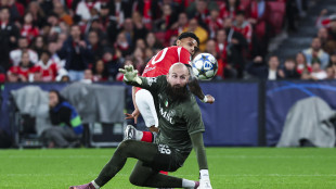 Champions: Mou supera Conte 2-0, il Napoli cade contro il Benfica