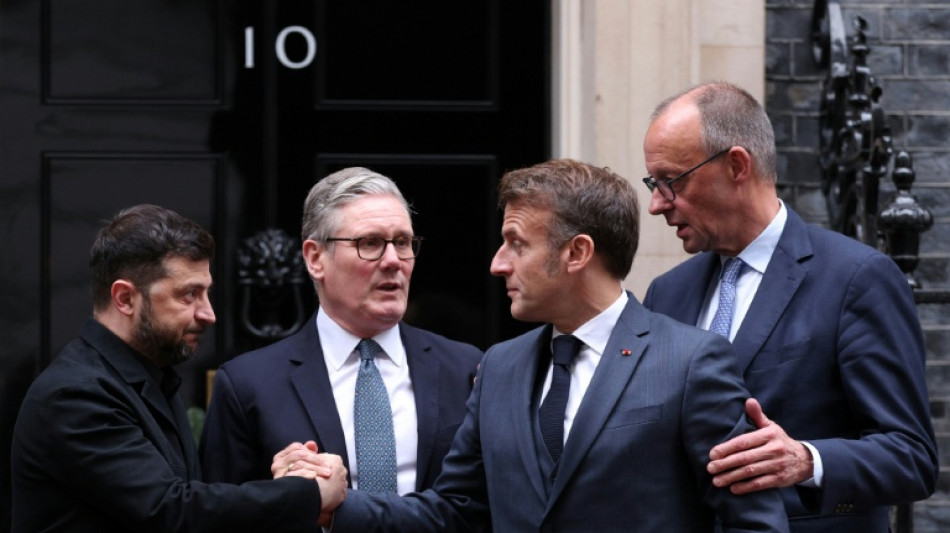 Ukraine-Krieg: Merz, Macron und Starmer telefonieren mit Trump