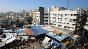 'M&atilde;os para cima': soldados israelenses tomam o hospital Al Shifa de Gaza