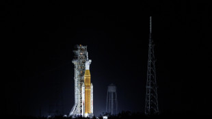 Luna, nuovi problemi al razzo Sls, Artemis II slitta ad aprile