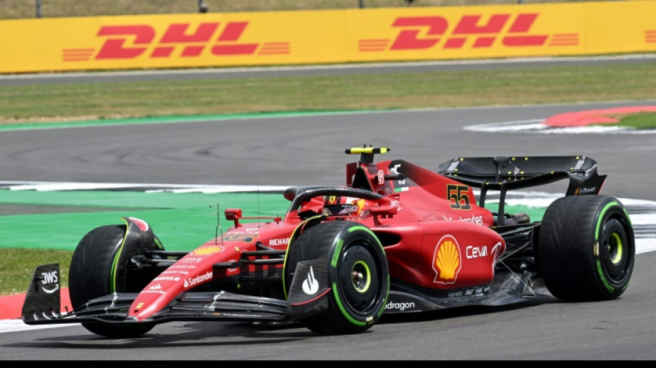Carlos Sainz domina los primeros libres en Gran Breta&ntilde;a