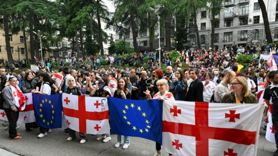 Ge&oacute;rgia registra novos protestos ap&oacute;s aprova&ccedil;&atilde;o de lei que a afasta da UE