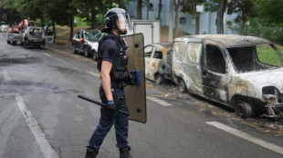Ataque &agrave; casa de prefeito marca a quinta noite de dist&uacute;rbios na Fran&ccedil;a